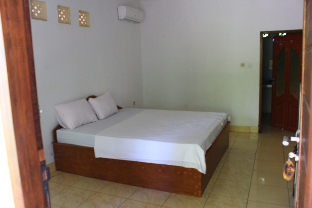 Tapada Apartment Gili Air Bagian luar foto