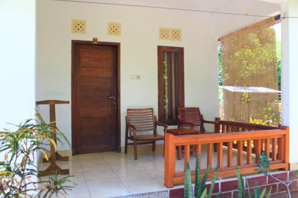 Tapada Apartment Gili Air Bagian luar foto